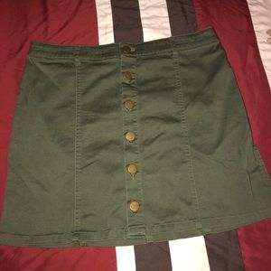 Forever 21 Olive Green Skirt Size Medium